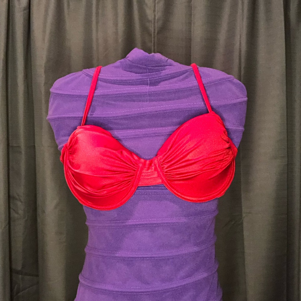 Koala Blue - Perla Crimson - Red